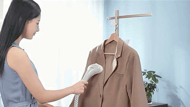熨衣服_衣服熨烫发亮怎样修复_衣服熨烫起皱怎么办