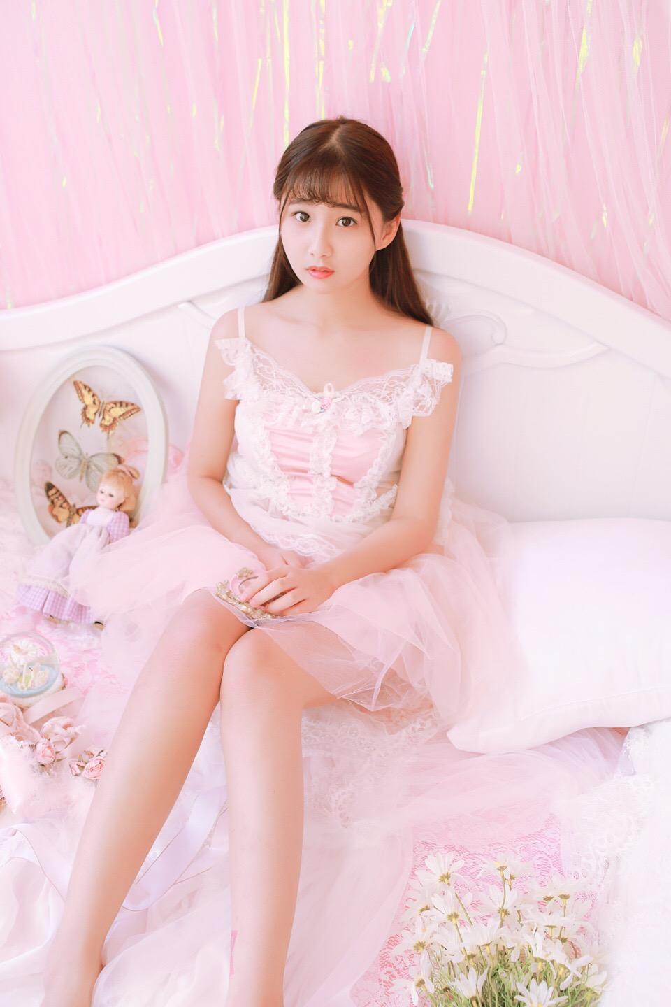 戚蓝尹游戏直播间_戚蓝尹电竞_戚蓝尹在哪直播