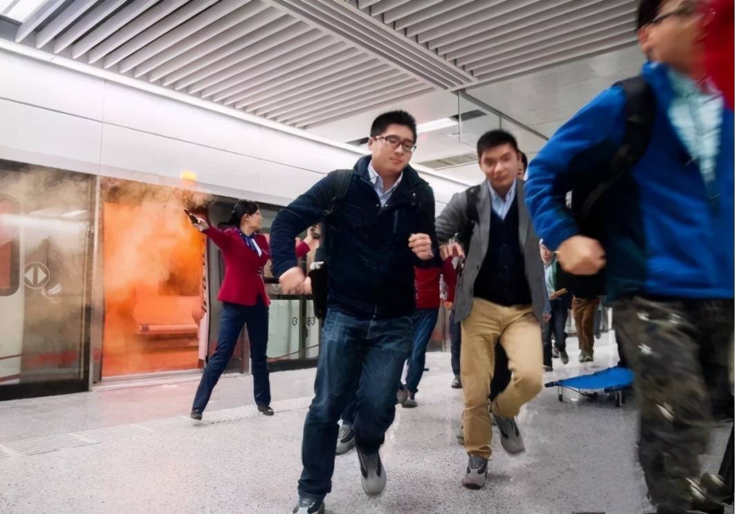 地铁逃生的入口在哪_地铁逃生的下载入口_下载地铁逃生