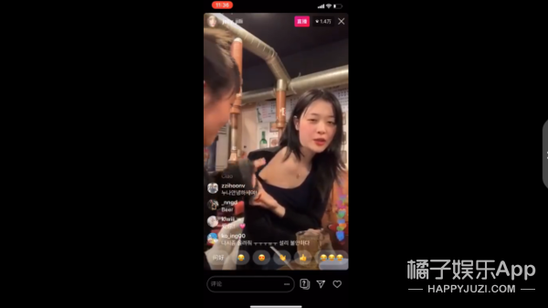 女人脱内衣服裤子_慢慢脱她衣服别弄醒她_脱衣服直播软件