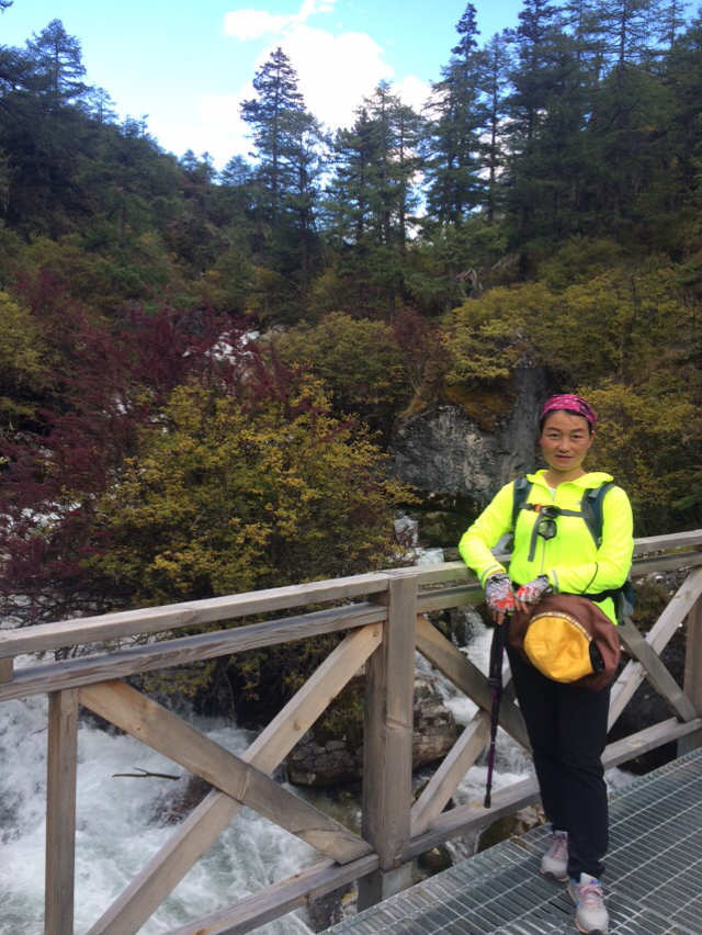 6间房美女主播冰雪图片_洗澡洗澡美女_美女洗澡间