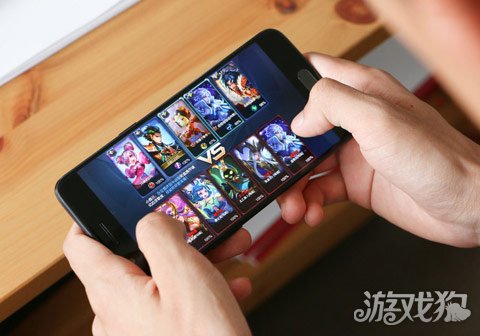 999元游戏手机_手机游戏元气骑士_手机游戏元素法师的双人游戏