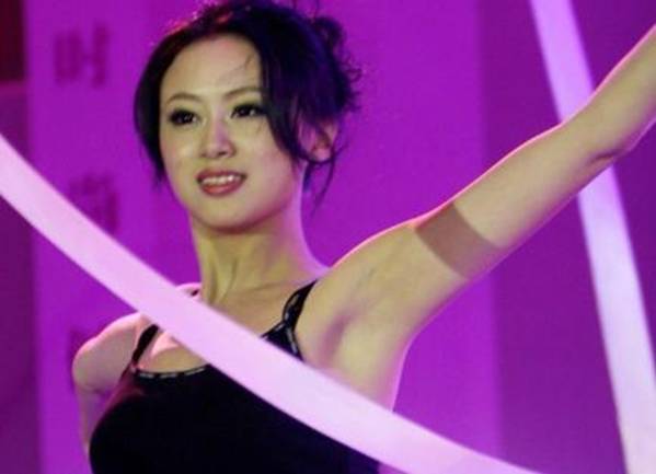 菲菲公主表情包_菲菲公主_菲菲公主和猪猪侠是一对吗