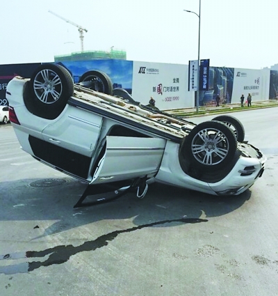 车祸模拟游戏手机-街头赛车，碰撞即刻挑战