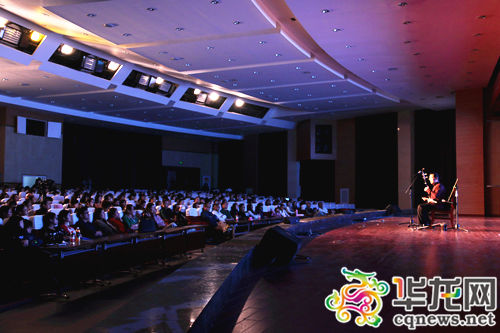 台下人走过不见旧颜色是什么歌_台下人_台下人走过是什么歌