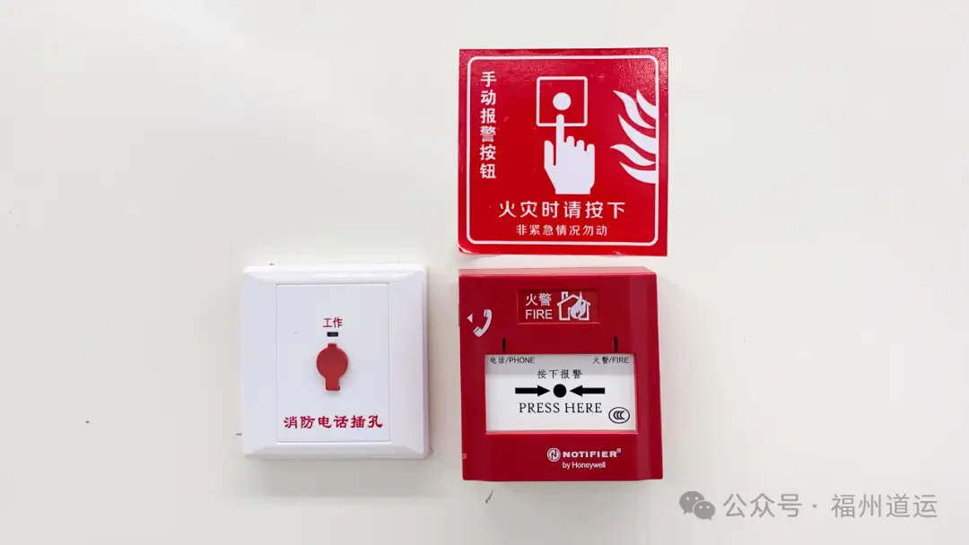 如何调节手机游戏界面大小_界面改变手机游戏怎么改_改变手机游戏界面