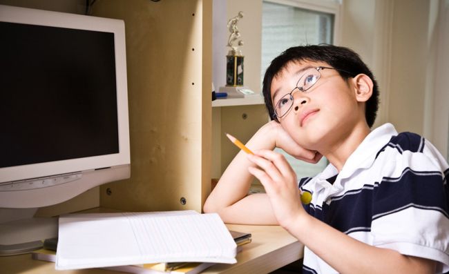 不让手机玩游戏的危害作文_作文玩手机的危害300字_玩儿手机的危害作文