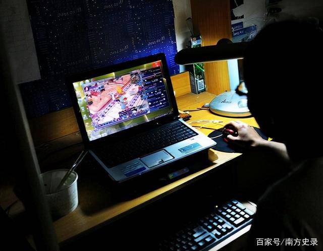 手机游戏2018排行榜_2018 手机 游戏_手机游戏2048
