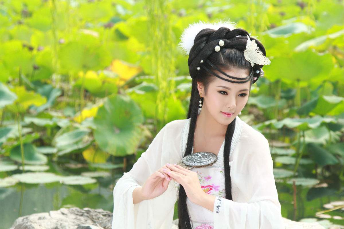 皇后宫斗游戏_当皇上后宫类手机游戏_皇后宫廷手游