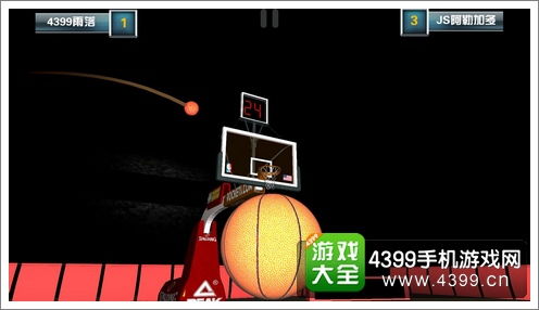 游戏操作简单易学,玩家只需在屏幕上滑动手指以控制投篮的方向和力度,让自己的球员,