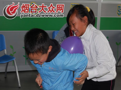 人际关系课堂小游戏,趣味体验中的心灵碰撞